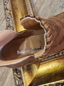 Stivaletto texano Patricia Castanà in pelle scamosciata cuoio