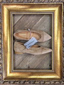 Ballerine a punta Edouard Marcel in pelle scamosciata beige con cinturino
