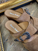 Sandalo sabot in pelle con fibbia tex Patricia Castanà