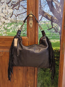 Borsa in pelle nera con frange