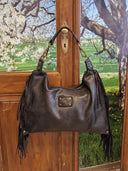 Borsa in pelle nera con frange