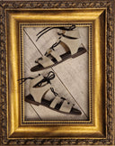 Sandalo allacciato in pelle scamosciata beige Patricia Castanà