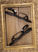 Sandalo in pelle nera con foglia dorata Edouard Marcel