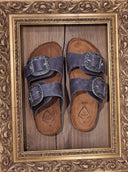 Sandalo con fibbie in pelle grigio